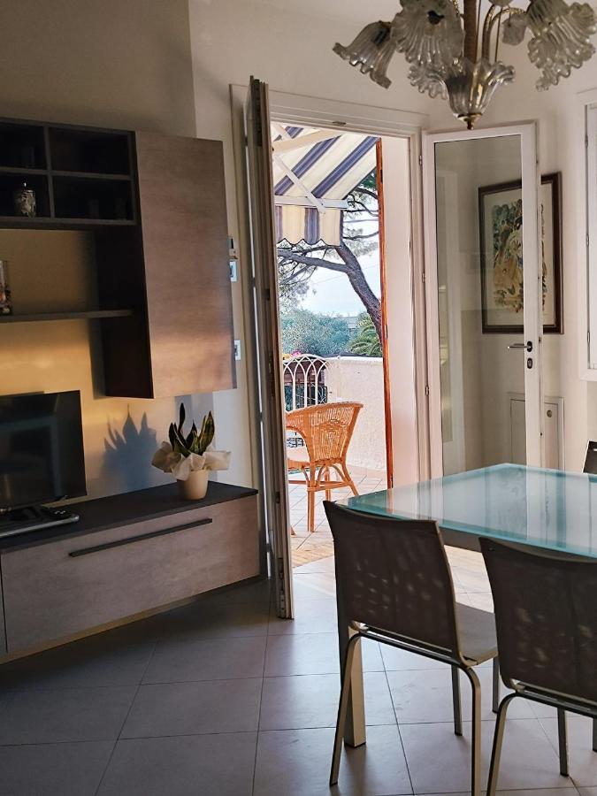 Elena Apartment - View Lake - Private Garage Bardolino Exterior foto