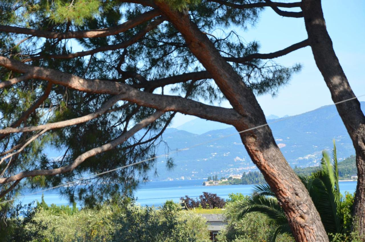 Elena Apartment - View Lake - Private Garage Bardolino Exterior foto